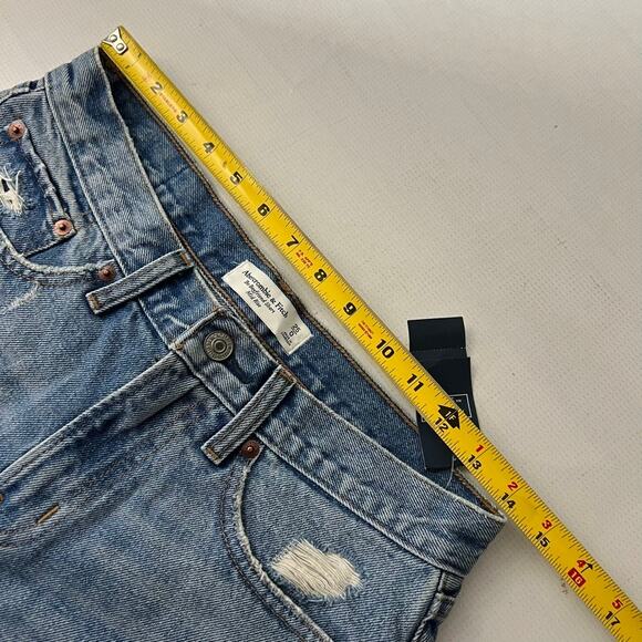 Abercromie & Fitch The Boyfriend Shorts Mid Rise Women Size 0 NEW - Picture 9 of 10